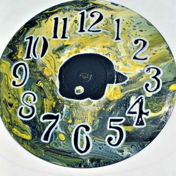 Handmade Wall Clock Analog Vintage Vinyl Record Hanging  Art Wall Decor Baseball - Picture 5 of 13